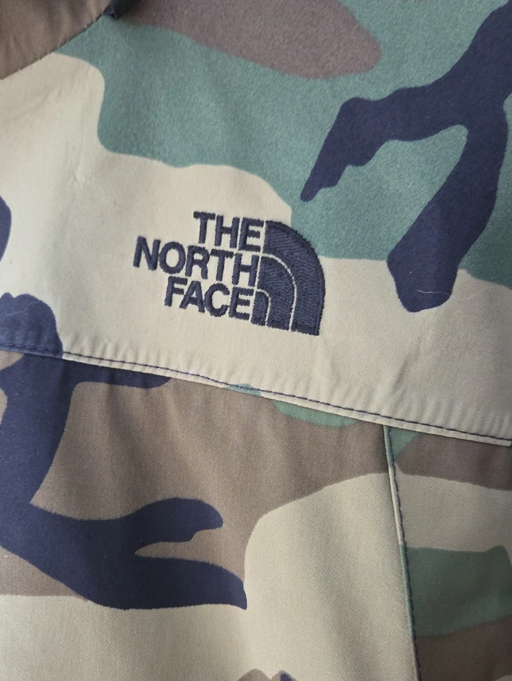 The North Face Camouflage Shell Jacket - Green, Tan & Navy
